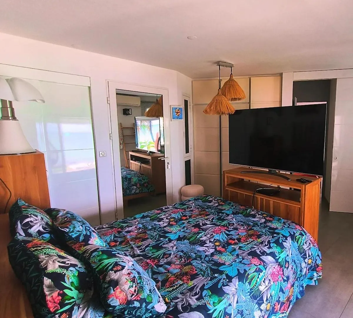 Villa Avec Piscine Et Plage Privee Sur Le Lagon Saint-Francois